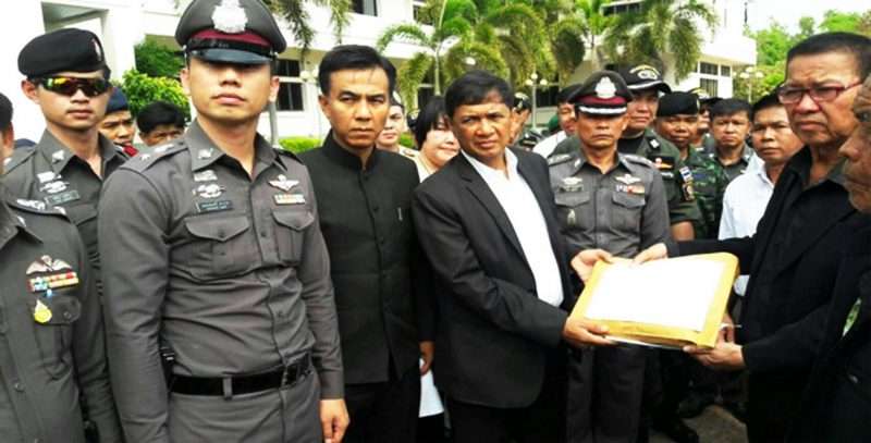 ชาวอำนาจเจริญ-ยโสธรบุกร้องผู้ว่าฯหนุนสร้างโรงไฟฟ้าชีวมวล