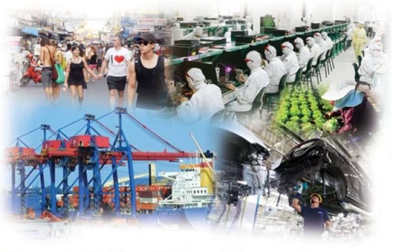 เศรษฐกิจอีสานฟื้น เหนือหนี้ครัวเรือนพุ่ง ปักษ์ใต้หด พิษน้ำท่วม