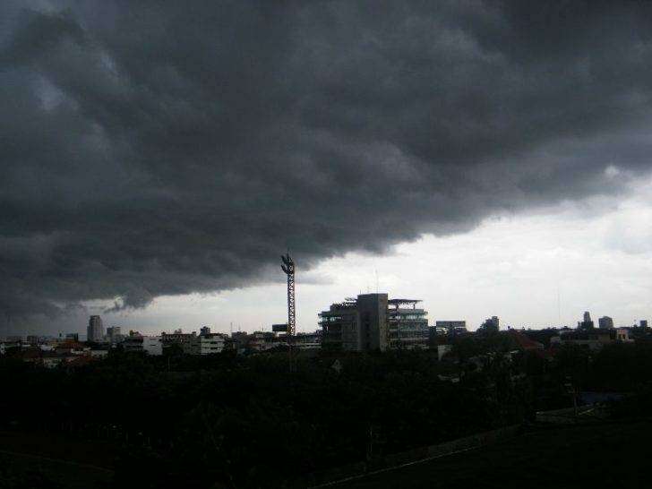 ‘กรมอุตุฯ’ เตือน อีสานรับมือฝนตก